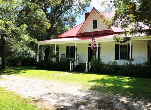 Image with missing alt attribute found on theoldhouselife.com