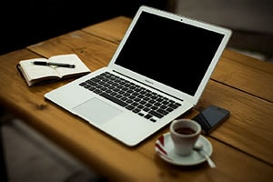 Image with missing alt attribute found on vidon.me