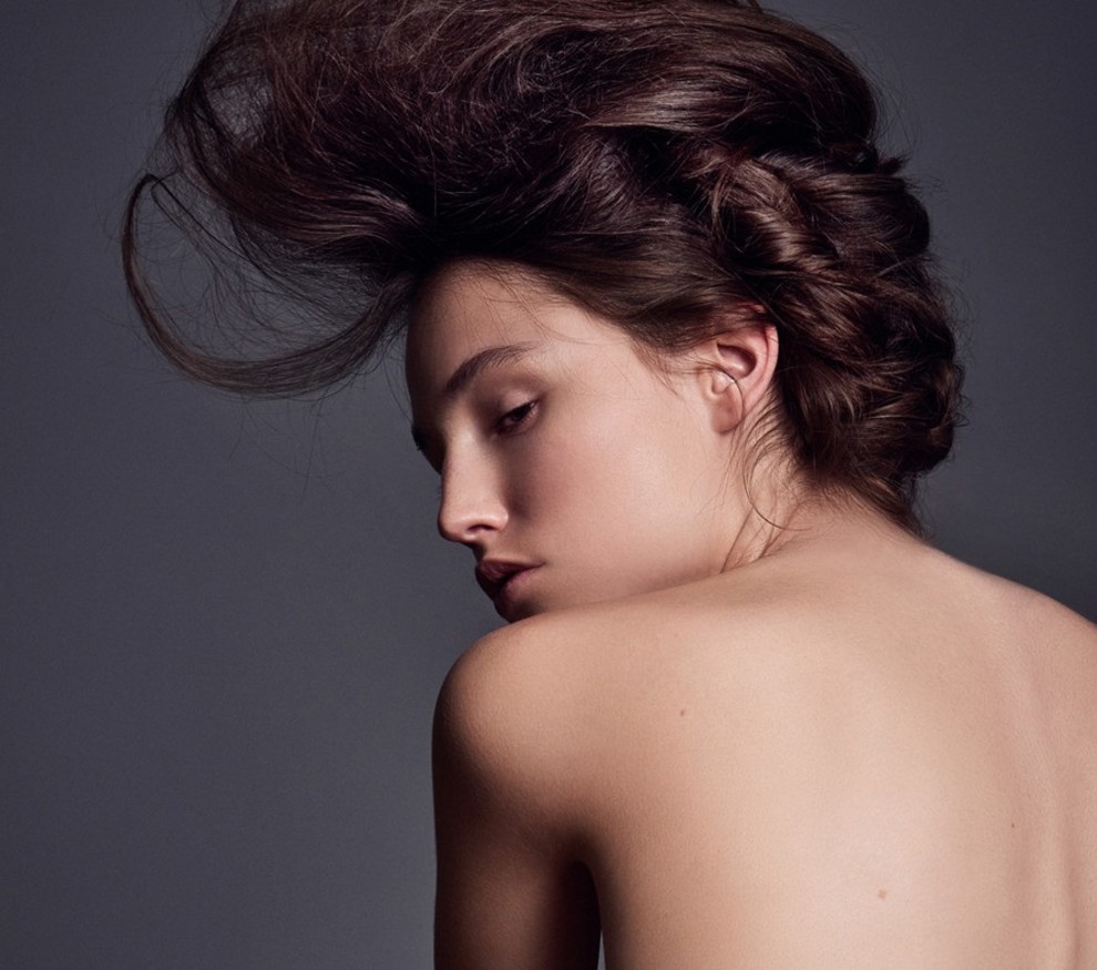 Image with missing alt attribute found on vogue.ua