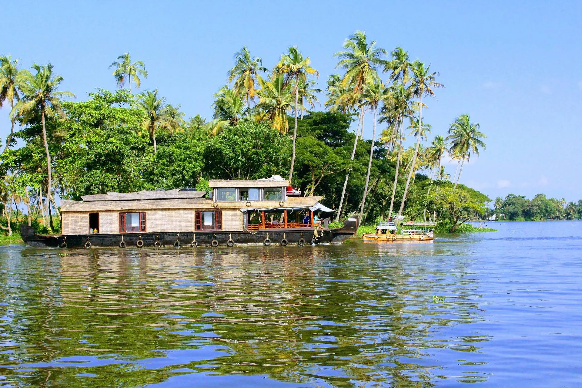 Houseboat Tour Water Gate Resort