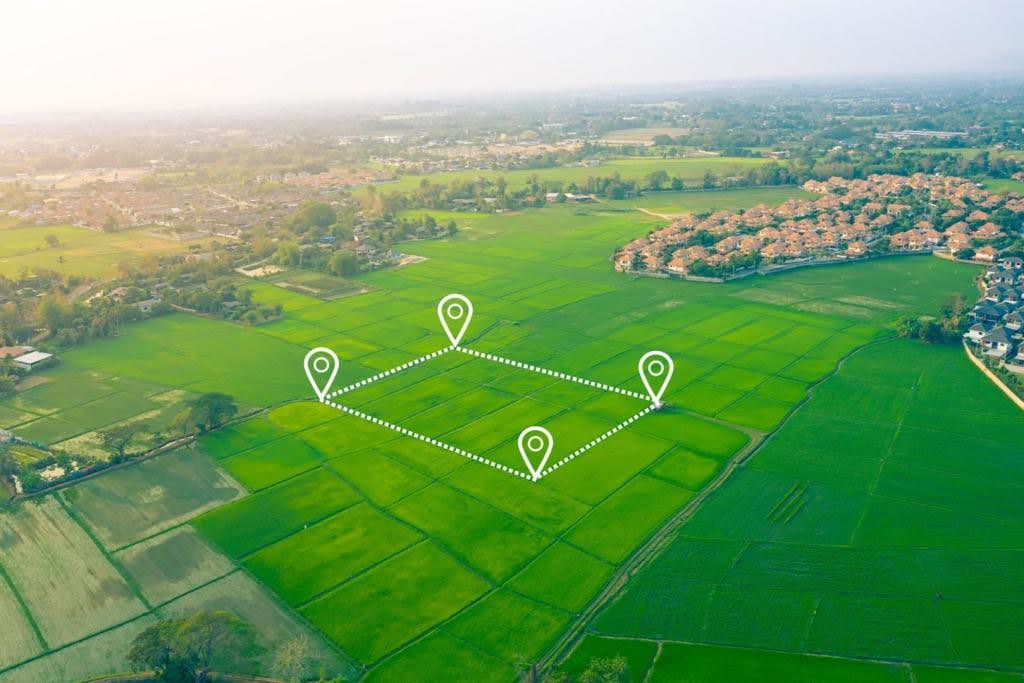 Image with missing alt attribute found on babeau-seguin.fr