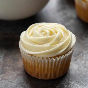Image with missing alt attribute found on bakedbyanintrovert.com