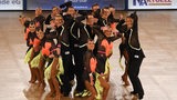 Gruppenpose der Lateinformation des Grün-Gold-Clubs Bremen bei der Choreografie "Music is the key".