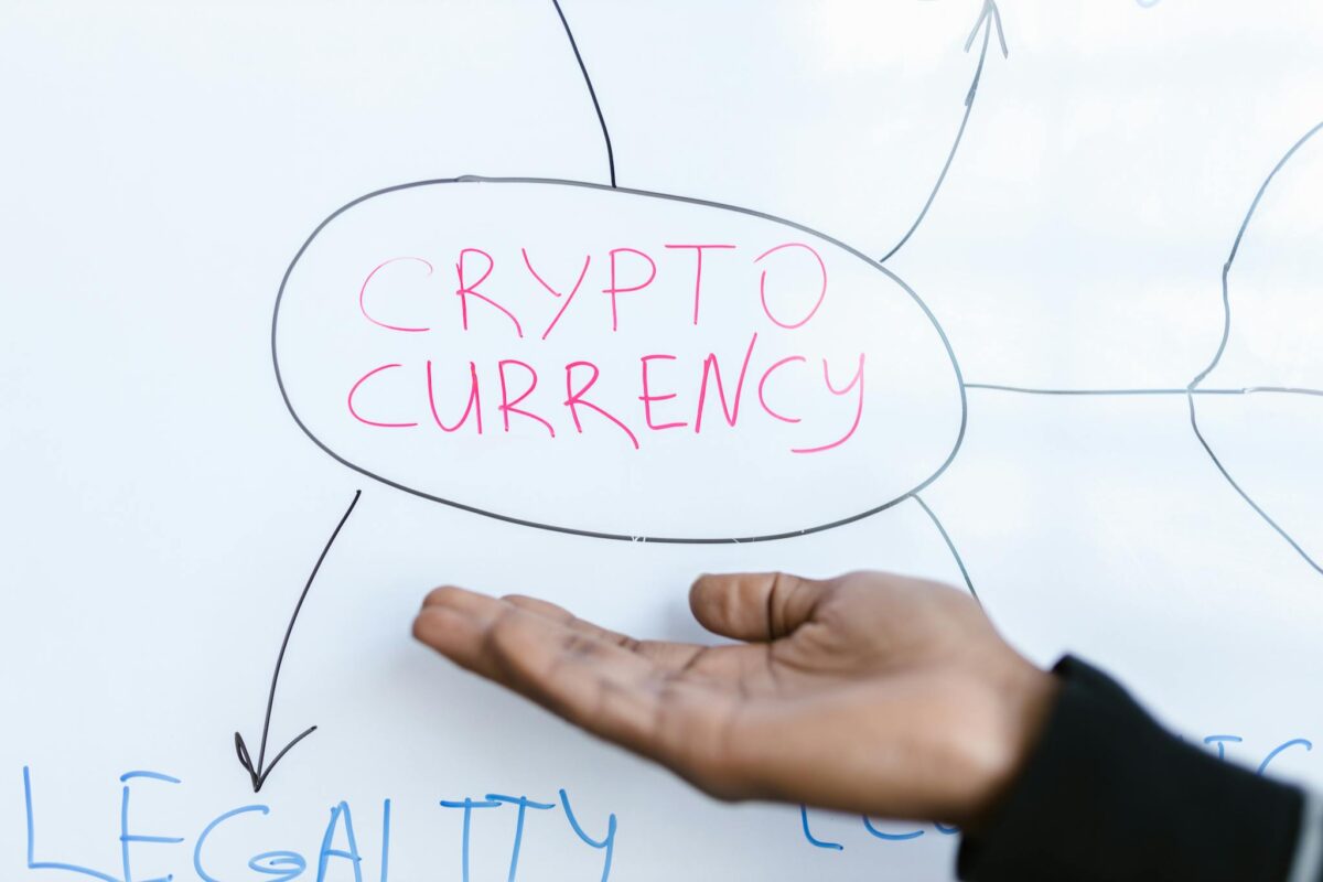 Image with missing alt attribute found on cryptolabs.fr