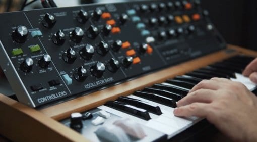Behringer Poly D