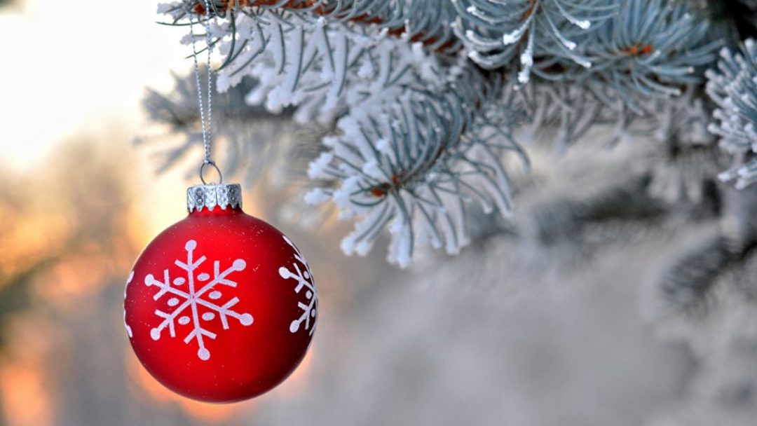 christmas-snow-tree