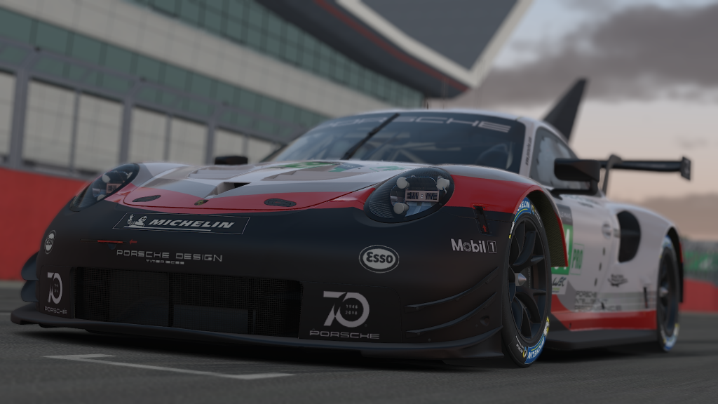 Image with missing alt attribute found on iracing.com