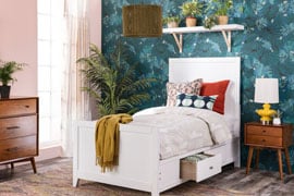 Image with missing alt attribute found on livingspaces.com