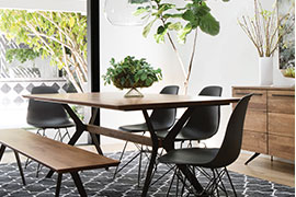 Image with missing alt attribute found on livingspaces.com