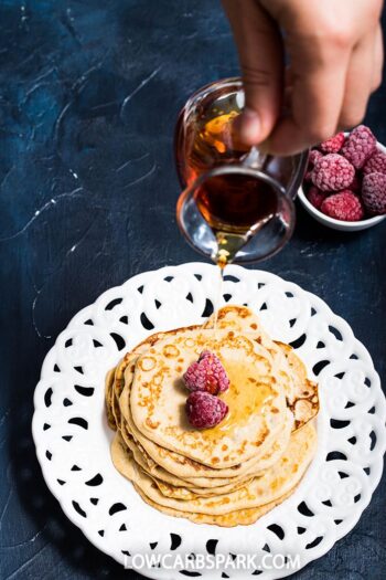 2 Ingredients Cream Cheese Pancakes