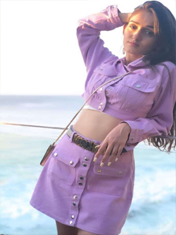 call girl Nena-Triveni.jpg