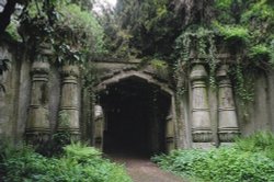 Image with missing alt attribute found on picturesofengland.com