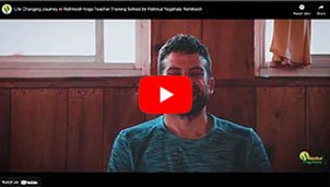 best yoga school in rishikesh