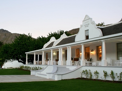 Image with missing alt attribute found on sa-venues.com