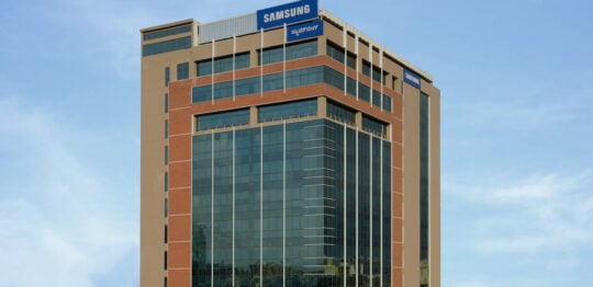 Image with missing alt attribute found on sammobile.com