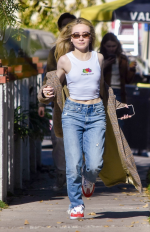 Sabrina Carpenter Braless Nipple Pokies Bouncing Down the Street