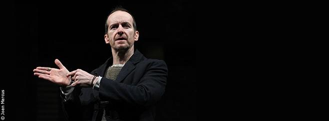Figure phare de Broadway, vedette de s&eacute;ries am&eacute;ricaines, le com&eacute;dien Denis O&rsquo;Hare prend en charge la plus grande &eacute;pop&eacute;e de l&rsquo;histoire de la litt&eacute;rature. Une raret&eacute; absolue.