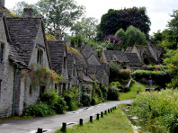 Image with missing alt attribute found on thehotelguru.com