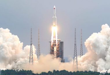 A huge chinses rocket falling to earth