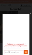 How larosastyle.com looks like on a mobile device such as an iPhone.