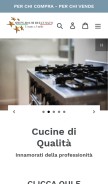 How showroomdellusato.it looks like on a mobile device such as an iPhone.